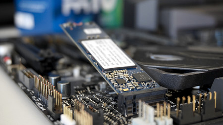 Como funcionan discos duros SSD