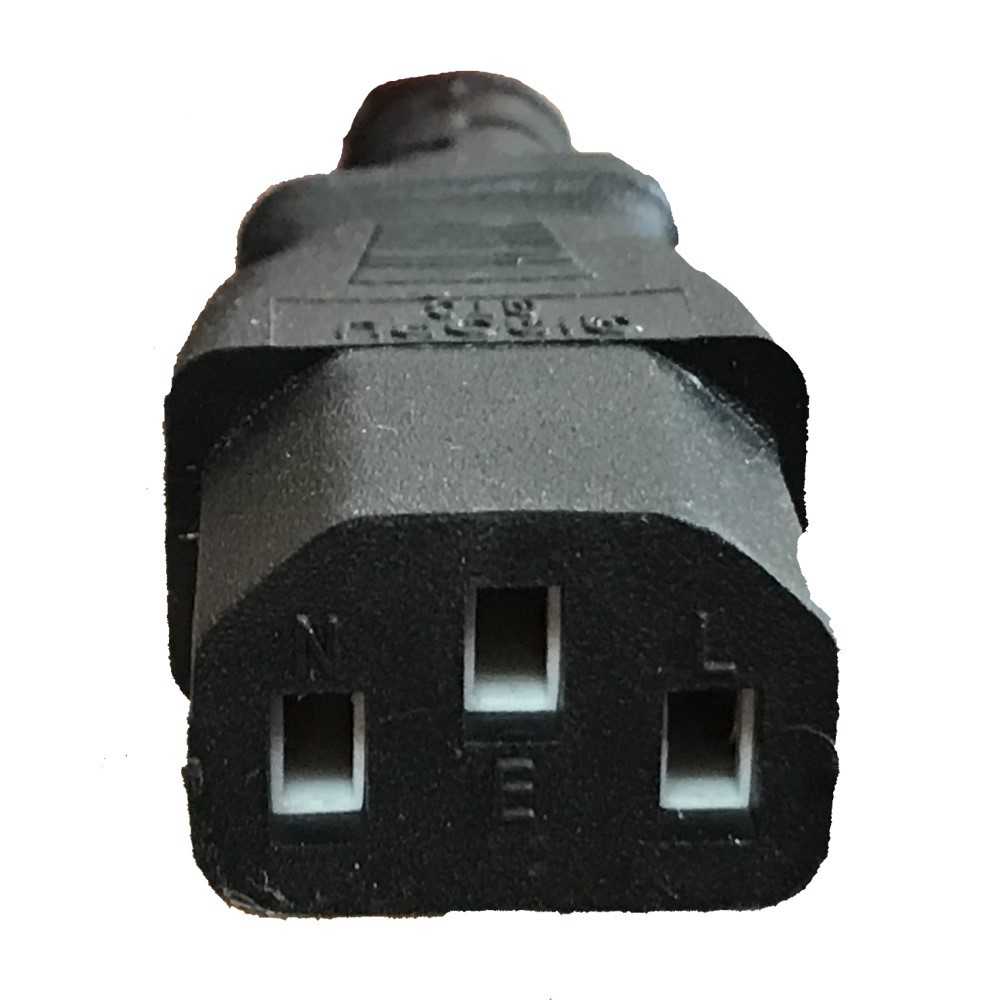 Regleta 19” 11 conector IEC C13, cable integrado IEC C13 1,8 m